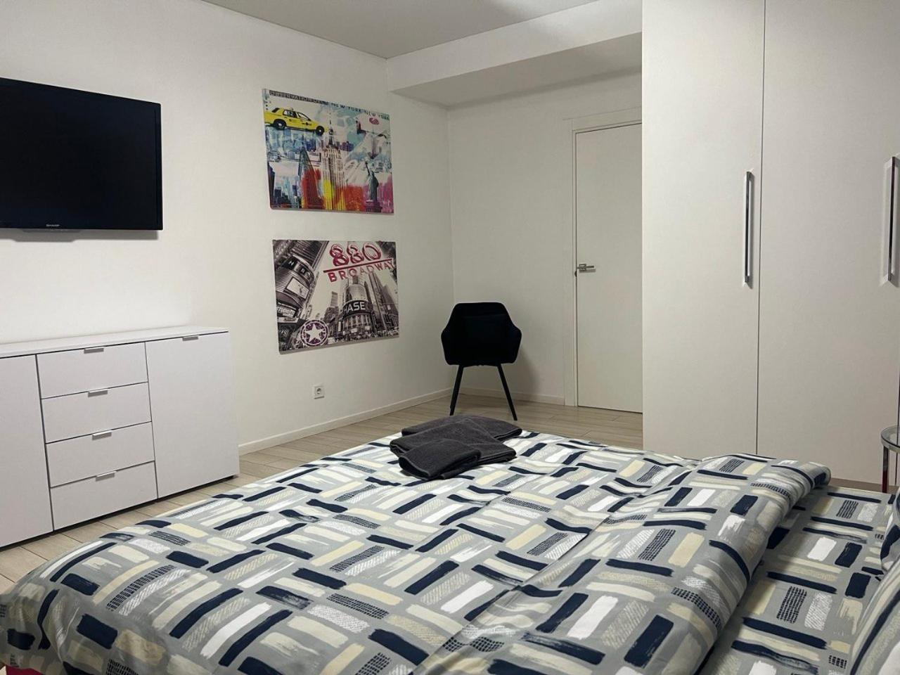 2-Room Luxury Apartment In The Center Kiev Eksteriør billede