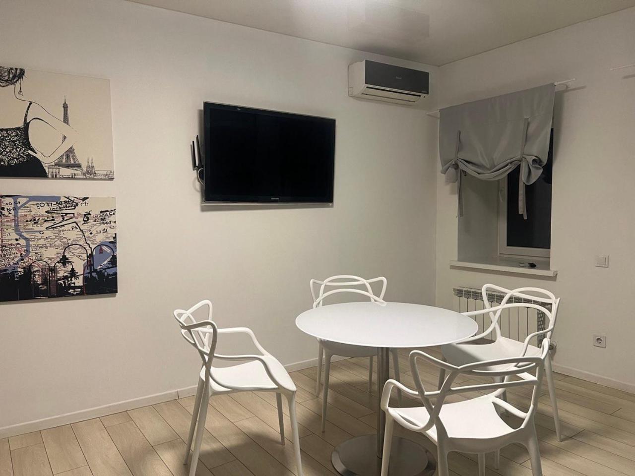 2-Room Luxury Apartment In The Center Kiev Eksteriør billede